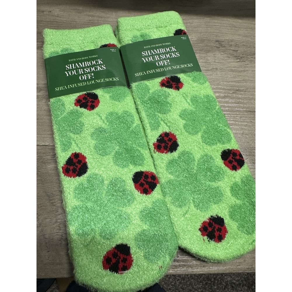 Bath & Body Works SHAMROCK & LADYBUG Shea Infused Socks x 2 Pairs New